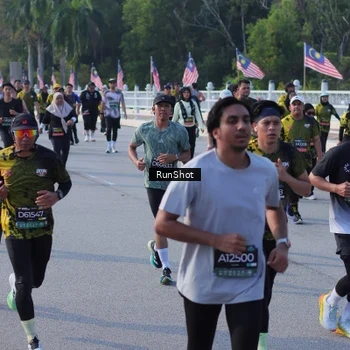 Runner Photo 7127032