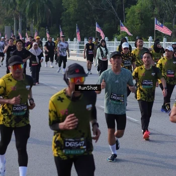 Runner Photo 7127034
