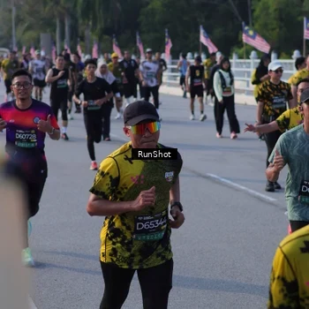 Runner Photo 7127038