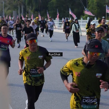 Runner Photo 7127046