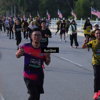 Runner Photo 7127052