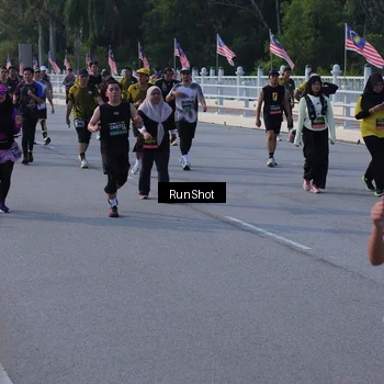Runner Photo 7127060