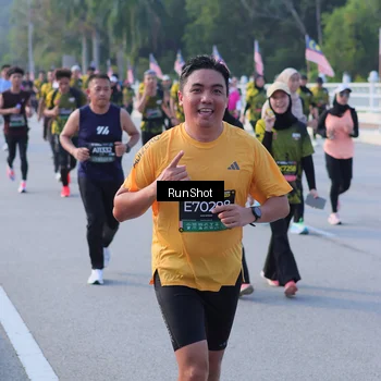 Runner Photo 7127077