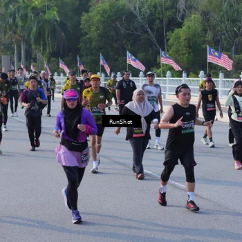 Runner Photo 7127087