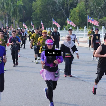 Runner Photo 7127095