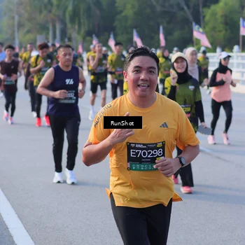 Runner Photo 7127096