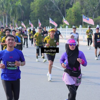Runner Photo 7127103