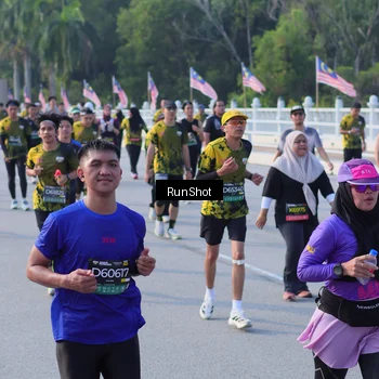 Runner Photo 7127106