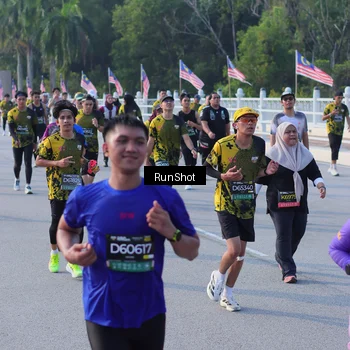 Runner Photo 7127111