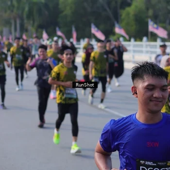 Runner Photo 7127116