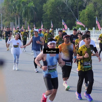 Runner Photo 7127255
