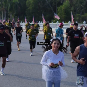 Runner Photo 7127277