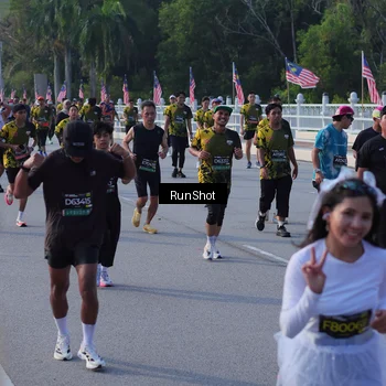 Runner Photo 7127287