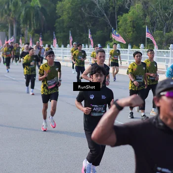 Runner Photo 7127300