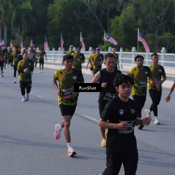 Runner Photo 7127303