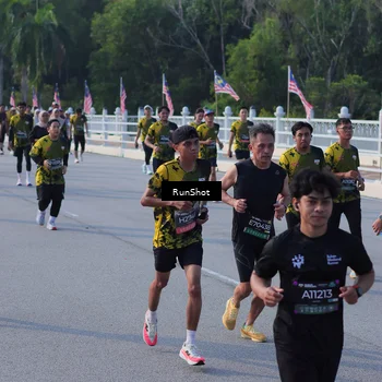 Runner Photo 7127305