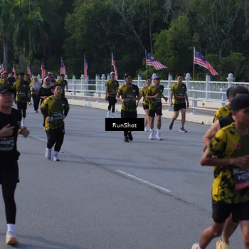 Runner Photo 7127311