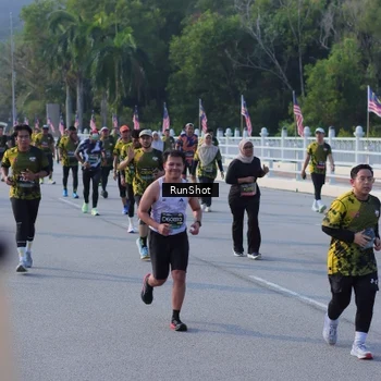 Runner Photo 7127343
