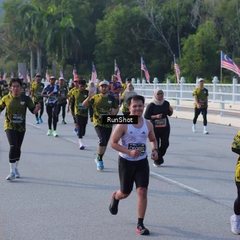 Runner Photo 7127346