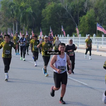 Runner Photo 7127347