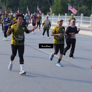 Runner Photo 7127365