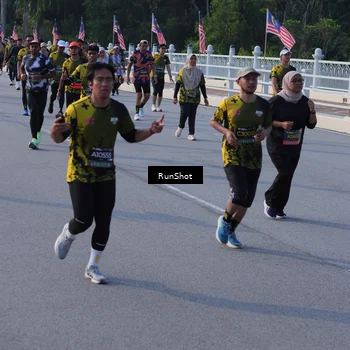 Runner Photo 7127366