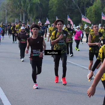 Runner Photo 7127367
