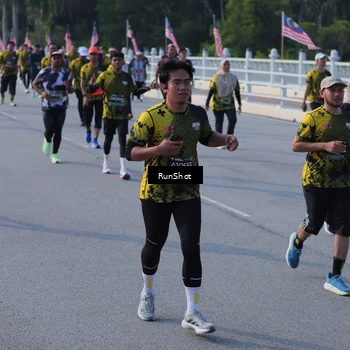 Runner Photo 7127371