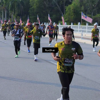 Runner Photo 7127373