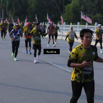 Runner Photo 7127378