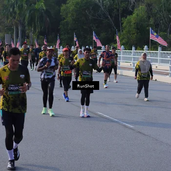 Runner Photo 7127386