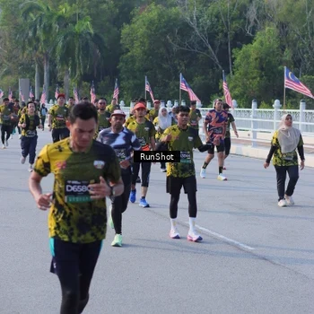 Runner Photo 7127393