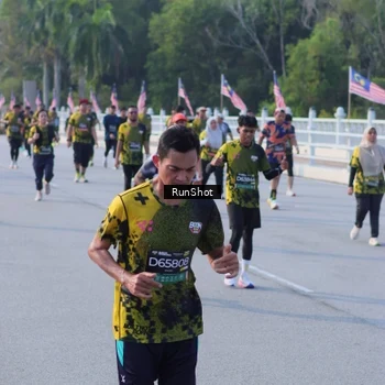 Runner Photo 7127394