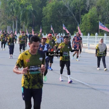 Runner Photo 7127397