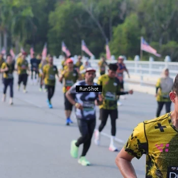 Runner Photo 7127403