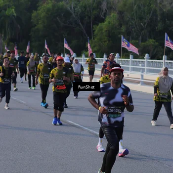 Runner Photo 7127413