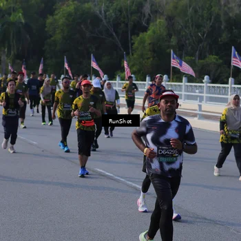 Runner Photo 7127414