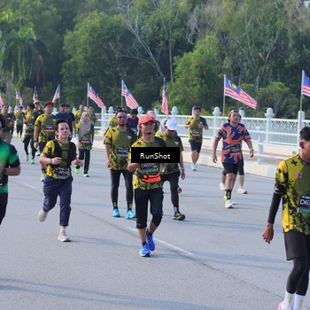 Runner Photo 7127424