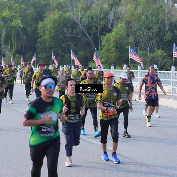Runner Photo 7127435