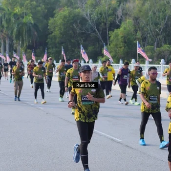Runner Photo 7127459