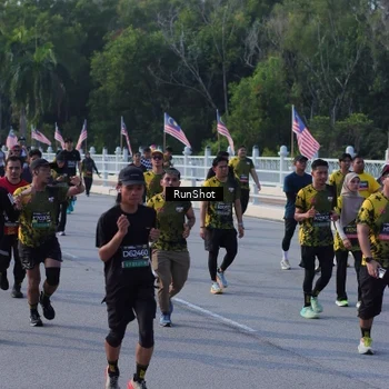 Runner Photo 7127498