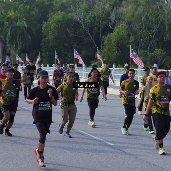 Runner Photo 7127499