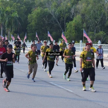 Runner Photo 7127504