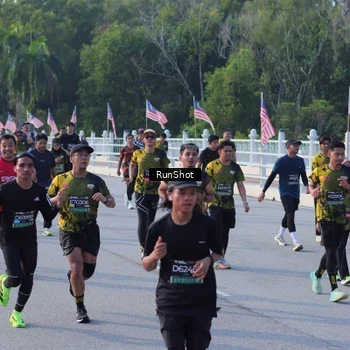 Runner Photo 7127507