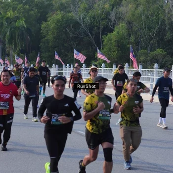 Runner Photo 7127511