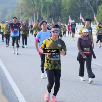 Runner Photo 7127548