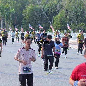 Runner Photo 7127549