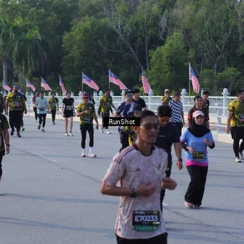 Runner Photo 7127551