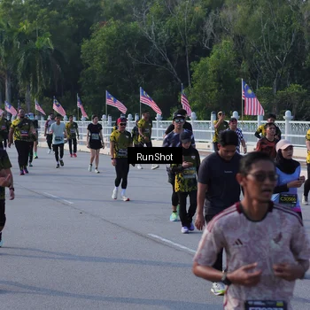 Runner Photo 7127554