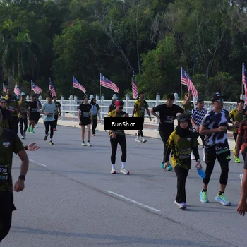 Runner Photo 7127573